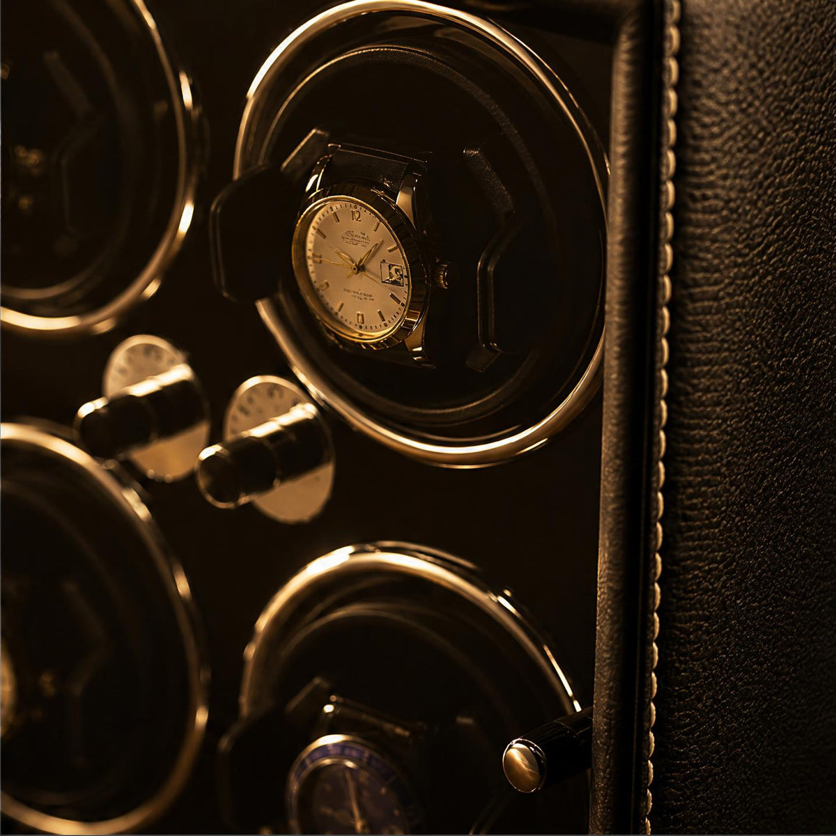 Remontoir bois cuir noir 4 montres - Le Régent IV - Maison Delcombe - vue 2