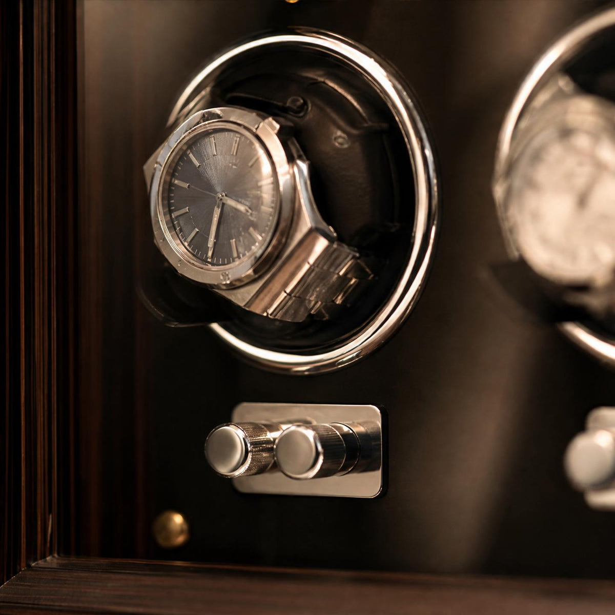 Remontoir bois marron 4 montres LED - L'Amiral IV - Maison Delcombe - vue 2